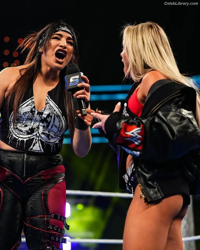 Liv Morgan photo 16 of 1800