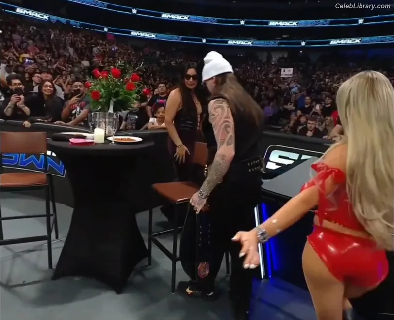 Liv Morgan photo 4 of 1800