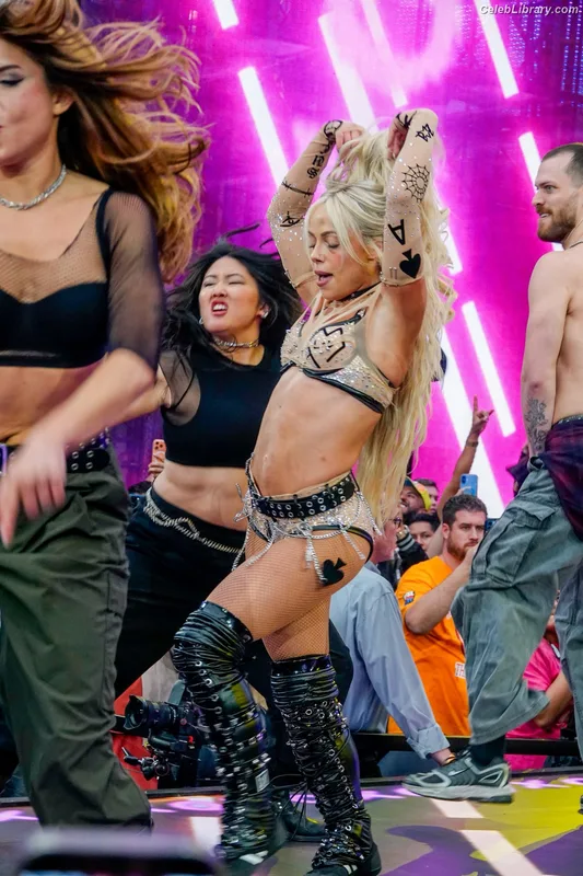 Liv Morgan photo 20 of 1800