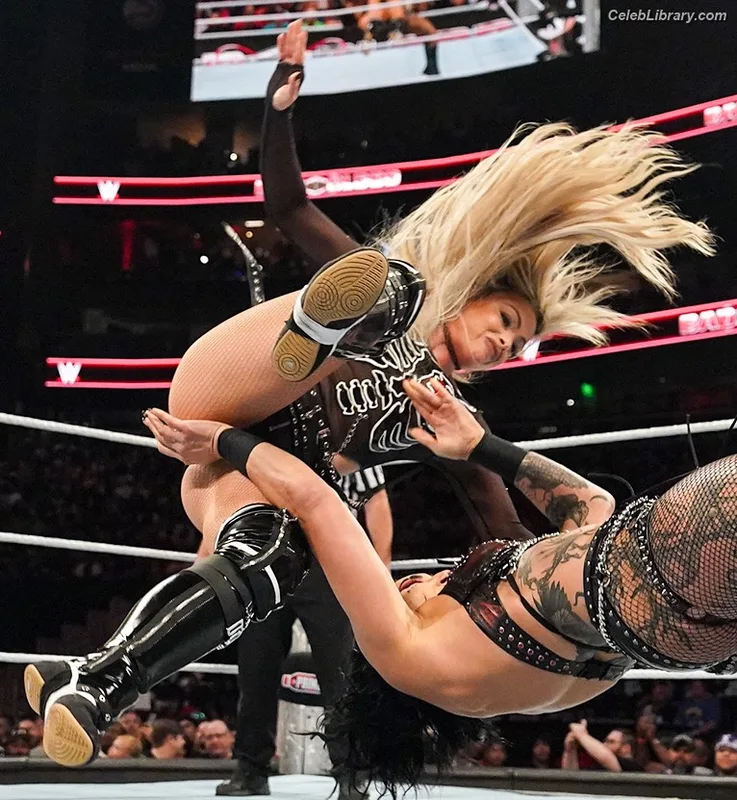 Liv Morgan photo 17 of 1800
