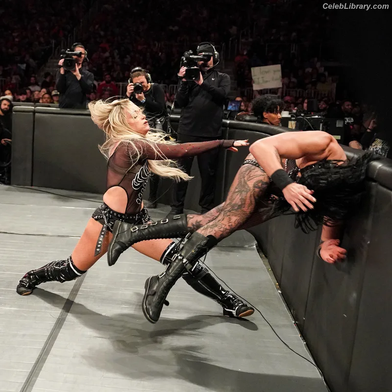 Liv Morgan photo 22 of 1800