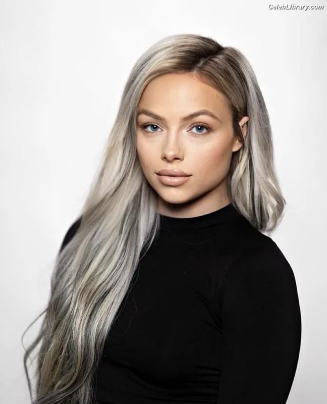 Liv Morgan photo 14 of 1800