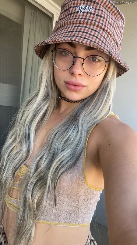 Liv Morgan photo 24 of 1800