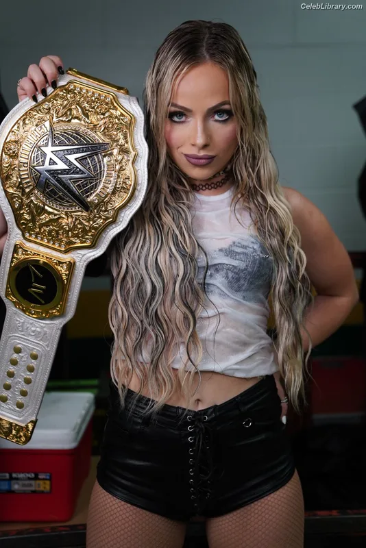 Liv Morgan photo 15 of 1800