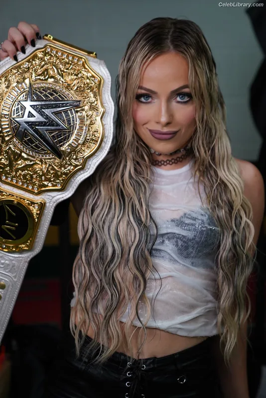 Liv Morgan photo 17 of 1800
