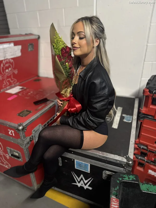 Liv Morgan photo 6 of 1800