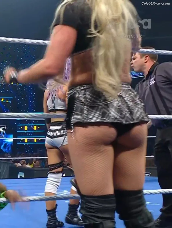 Liv Morgan photo 7 of 1800