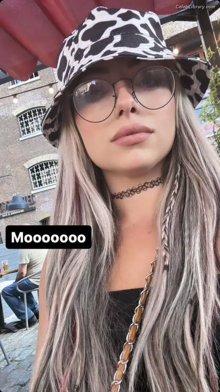 Liv Morgan photo 12 of 1800