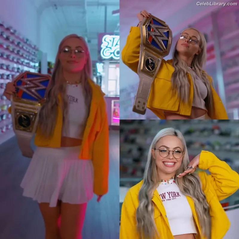 Liv Morgan photo 18 of 1800