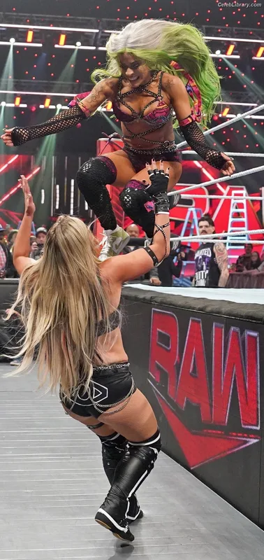 Liv Morgan photo 24 of 1800