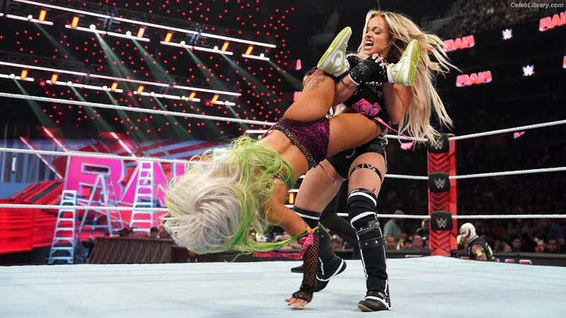 Liv Morgan photo 1 of 1800