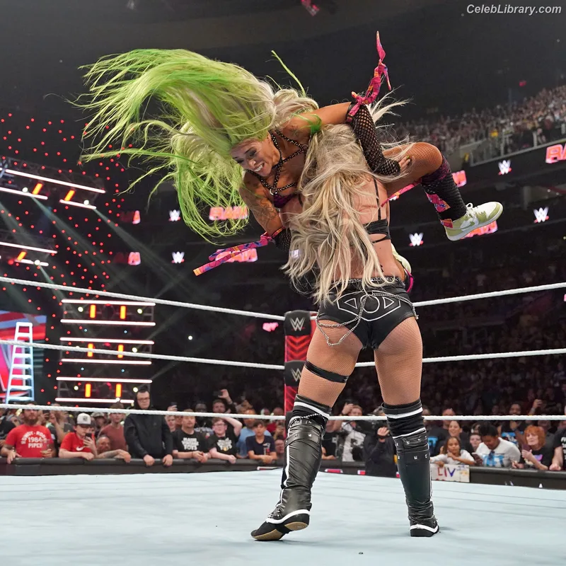 Liv Morgan photo 11 of 1800
