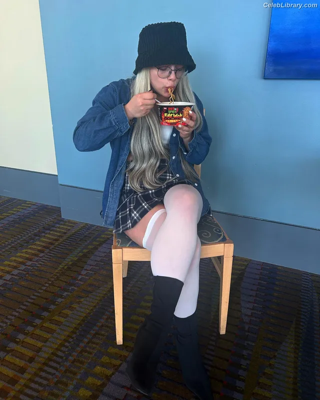Liv Morgan photo 8 of 1800