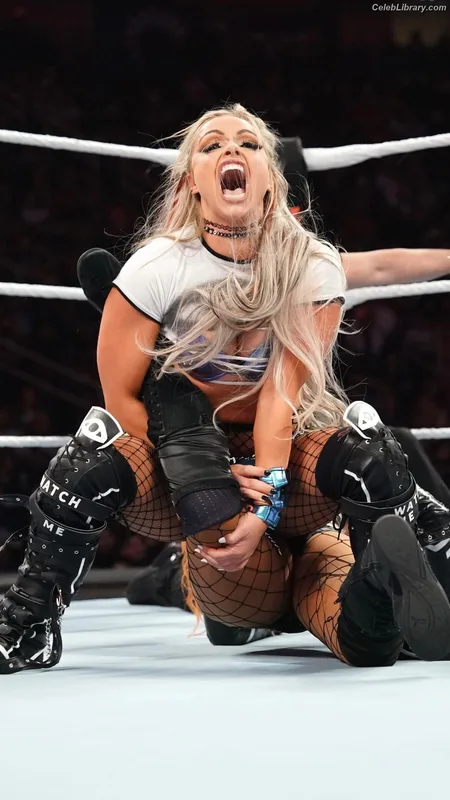 Liv Morgan photo 9 of 1800