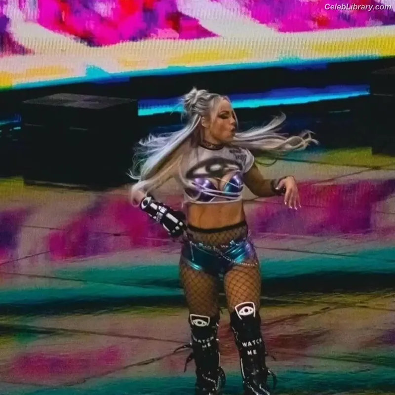 Liv Morgan photo 12 of 1800