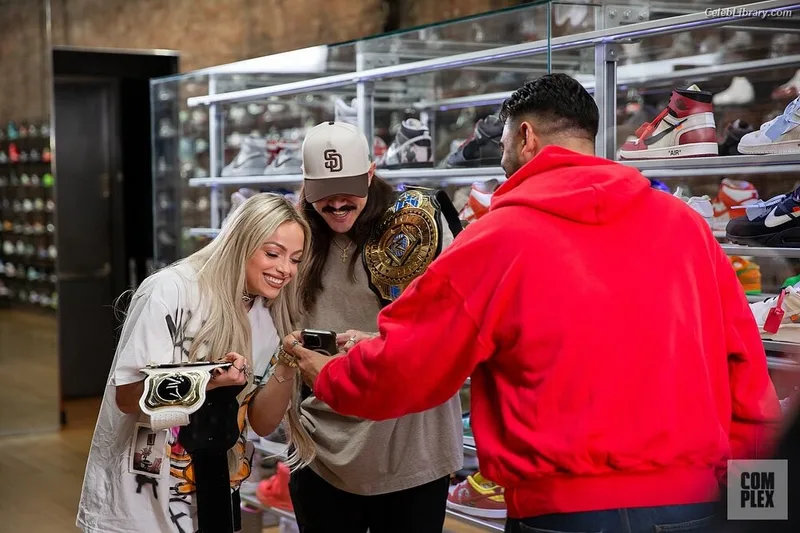 Liv Morgan photo 17 of 1800