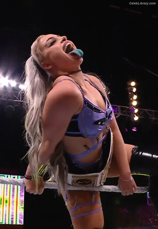 Liv Morgan photo 7 of 1800