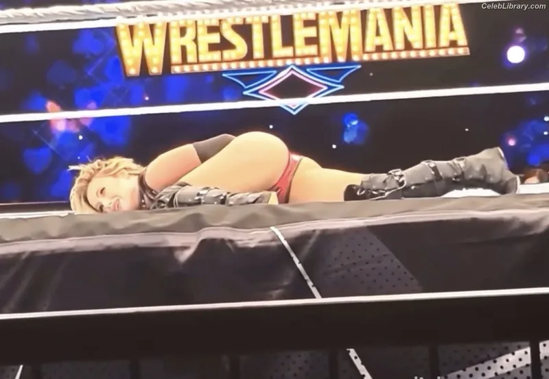 Liv Morgan photo 16 of 1800