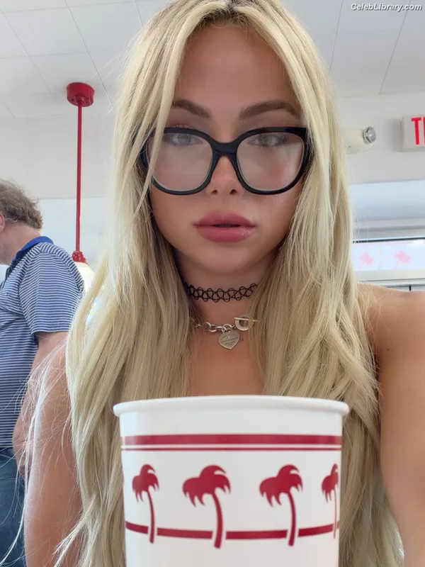 Liv Morgan photo 23 of 1800