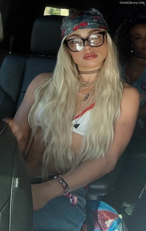 Liv Morgan photo 23 of 1800