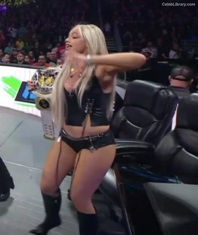 Liv Morgan photo 7 of 1800