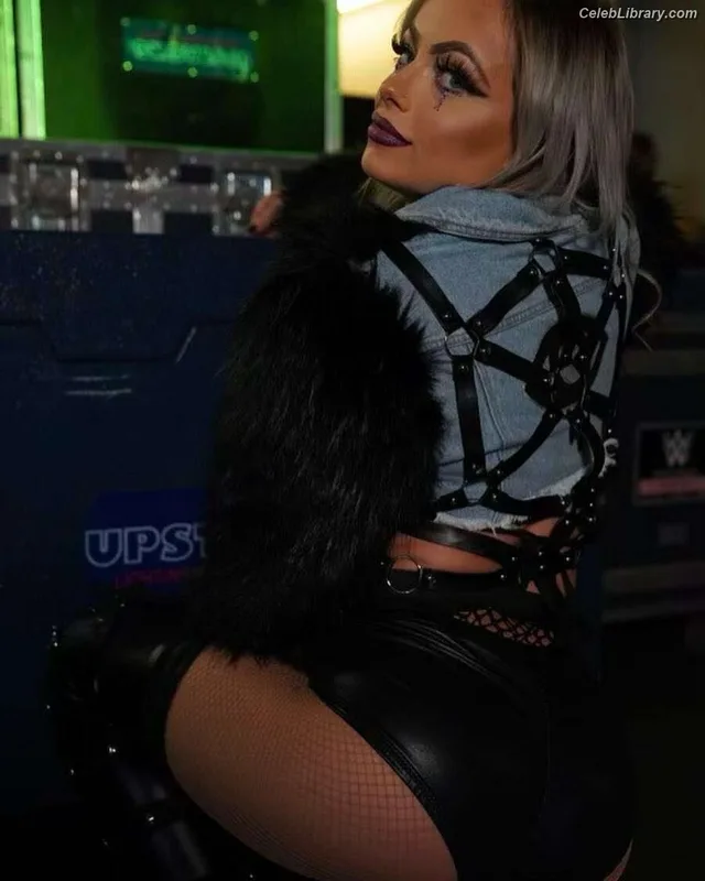 Liv Morgan photo 23 of 1800