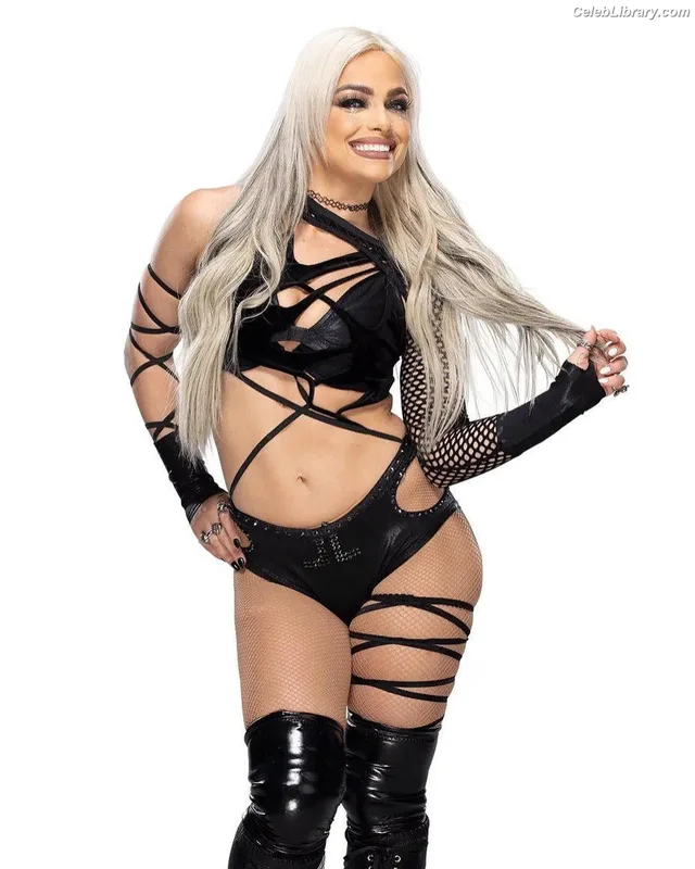 Liv Morgan photo 11 of 1800