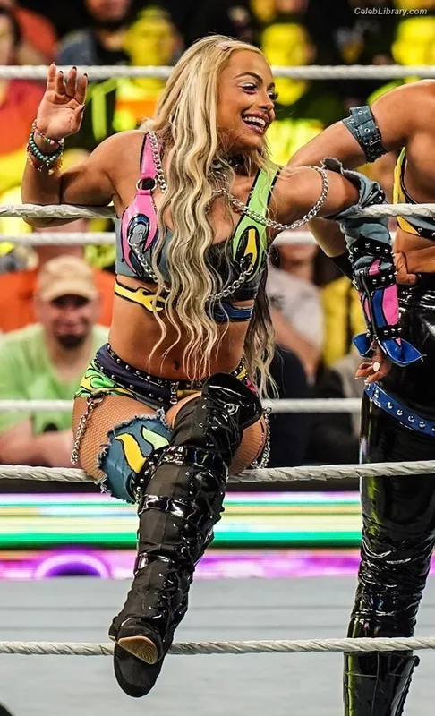 Liv Morgan photo 13 of 1800