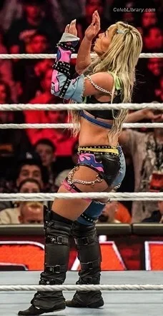 Liv Morgan photo 14 of 1800