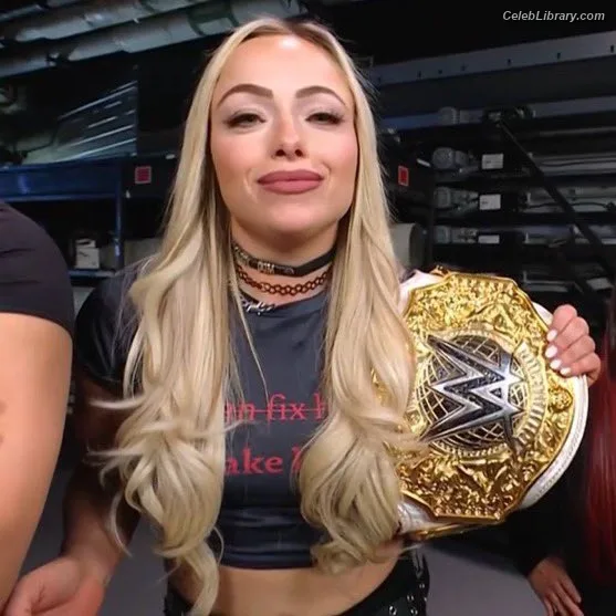 Liv Morgan photo 24 of 1800