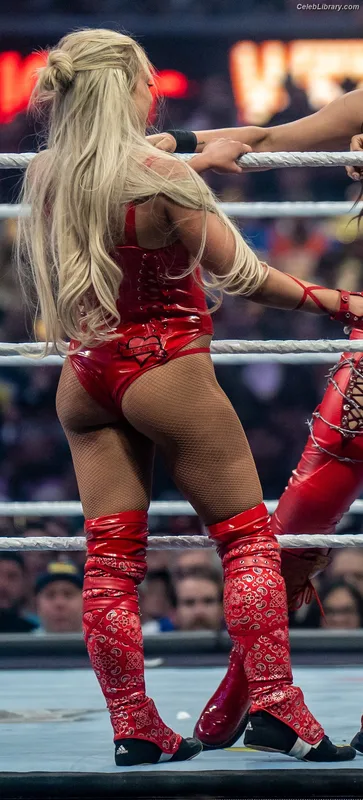 Liv Morgan photo 9 of 1800