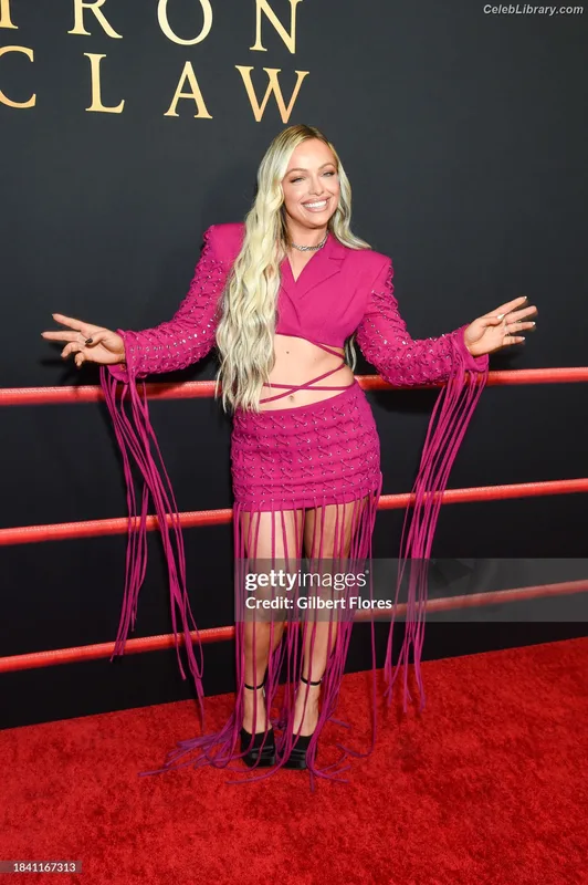 Liv Morgan photo 20 of 1800