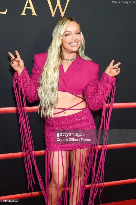 Liv Morgan photo 23 of 1800