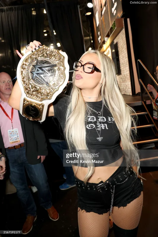 Liv Morgan photo 24 of 1800