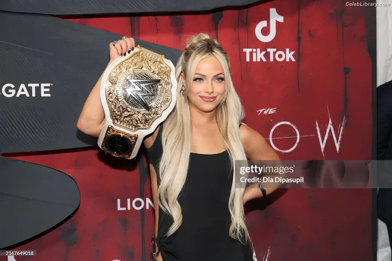 Liv Morgan photo 5 of 1800