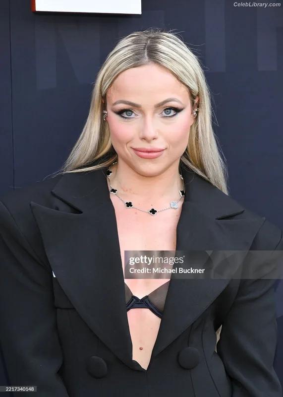 Liv Morgan photo 24 of 1800