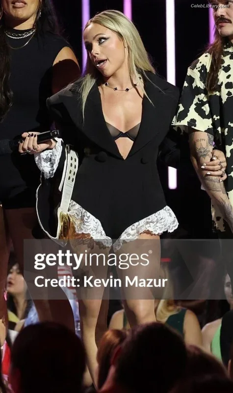 Liv Morgan photo 24 of 1800