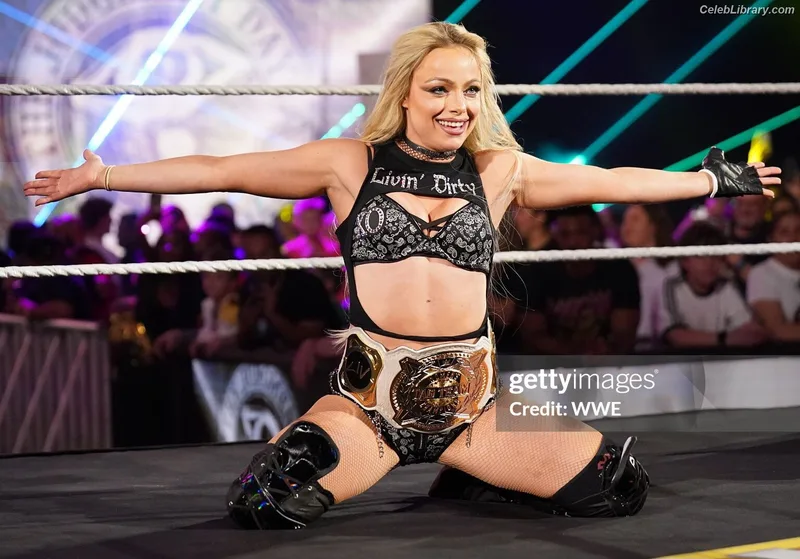 Liv Morgan photo 8 of 1800