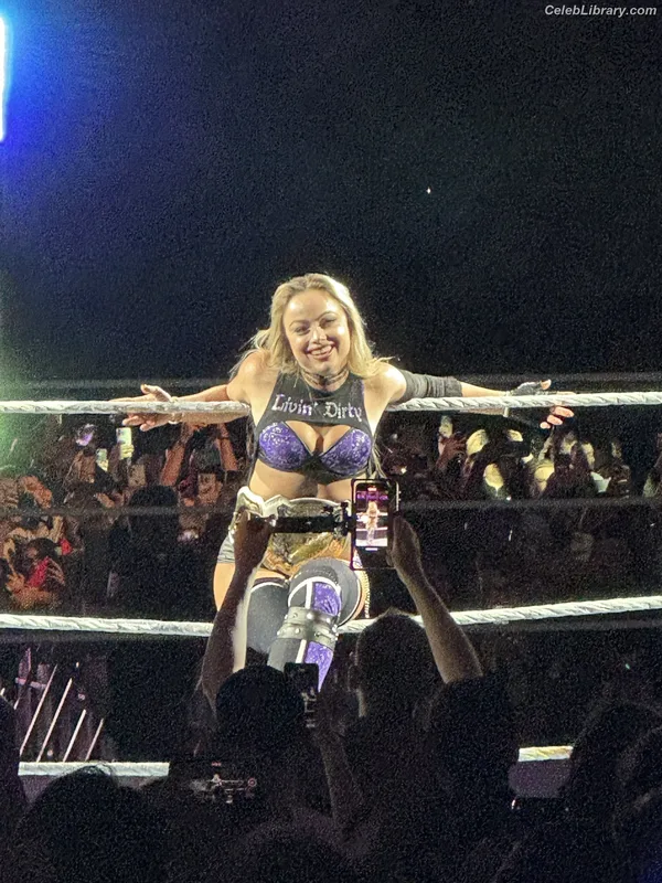 Liv Morgan photo 11 of 1800