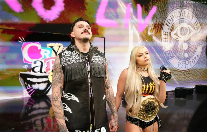 Liv Morgan photo 1 of 1800