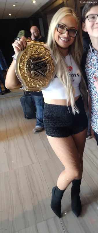Liv Morgan photo 15 of 1800