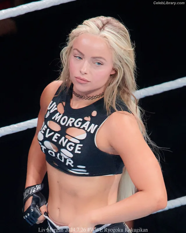 Liv Morgan photo 20 of 1800