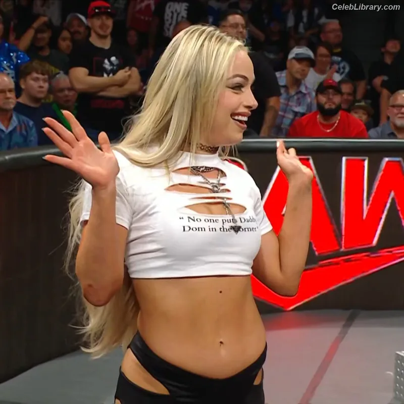 Liv Morgan photo 8 of 1800