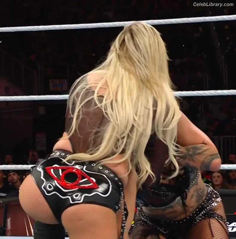 Liv Morgan photo 17 of 1800