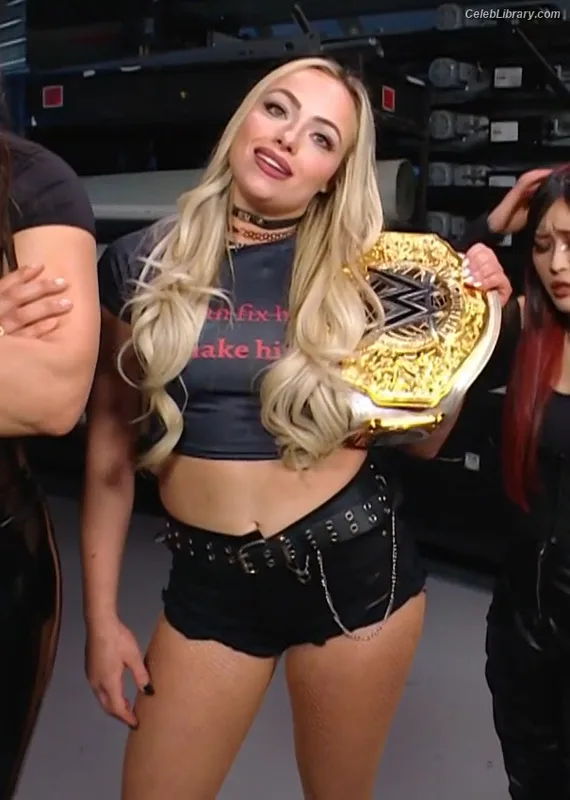 Liv Morgan photo 18 of 1800