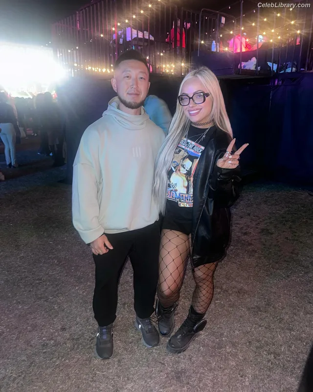Liv Morgan photo 4 of 1800