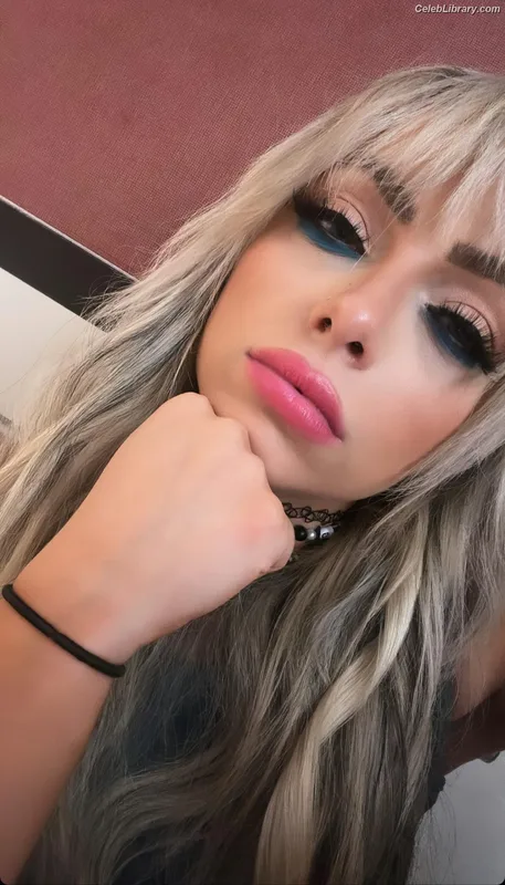 Liv Morgan photo 8 of 1800