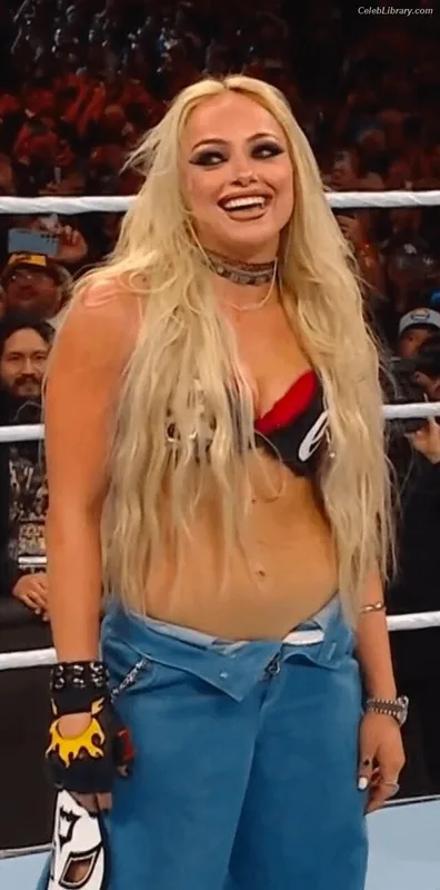 Liv Morgan photo 13 of 1800