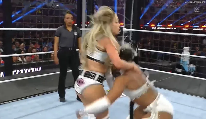 Liv Morgan photo 3 of 1800