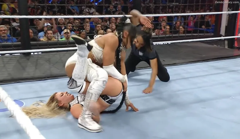 Liv Morgan photo 12 of 1800